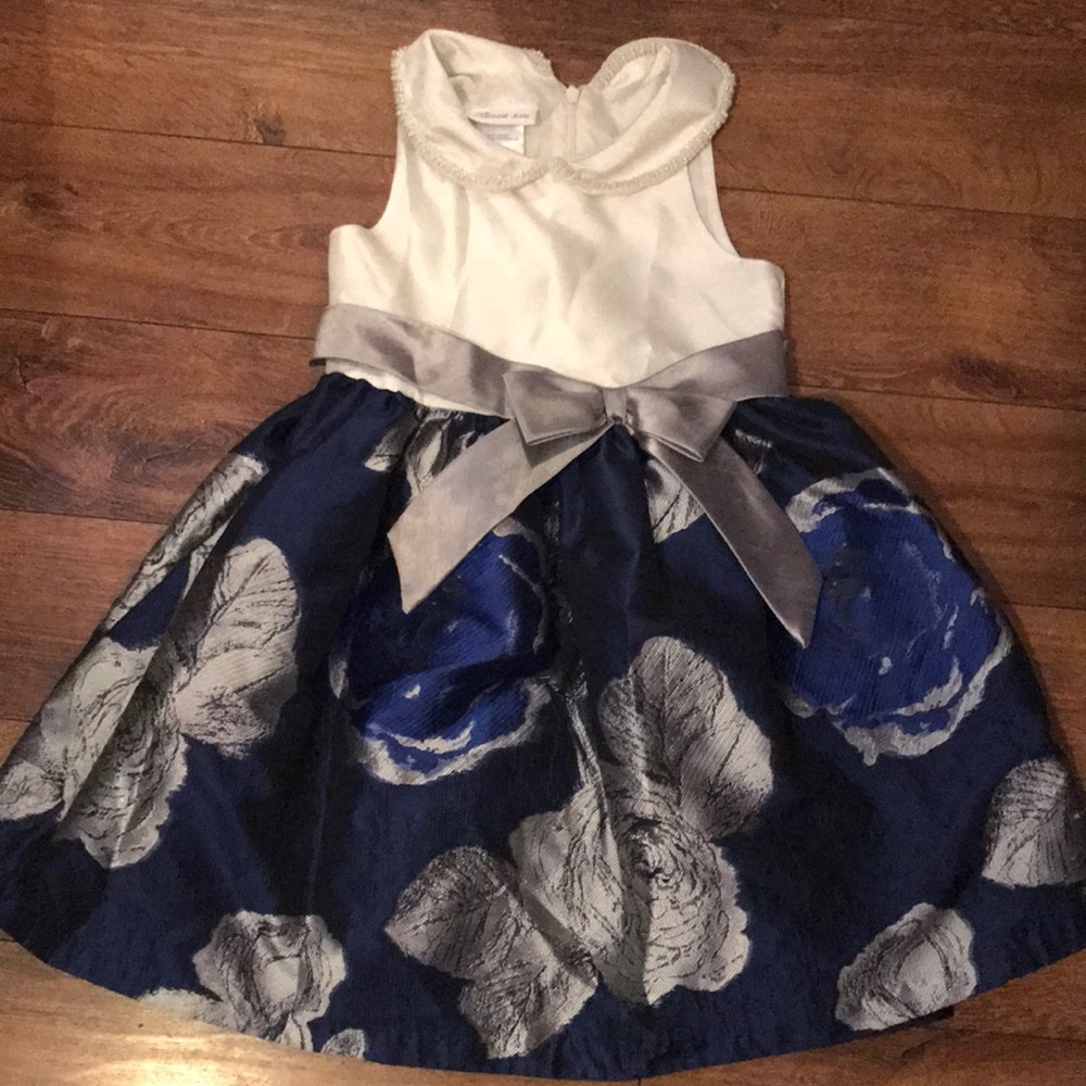 Dress girl